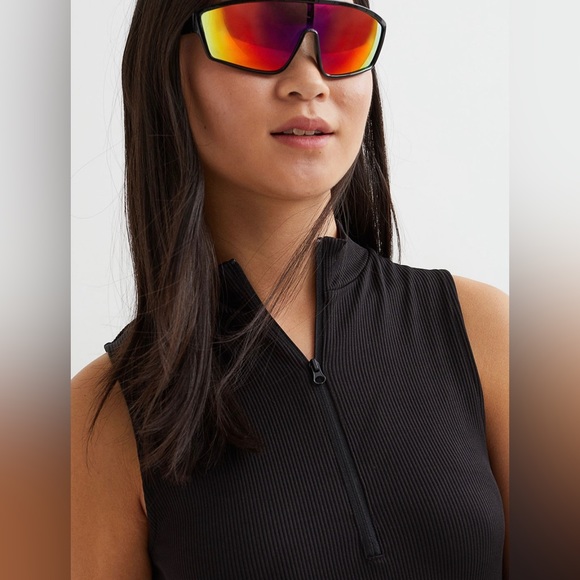 H&M Women Black Ribbed Unitard - Picture 3 of 4